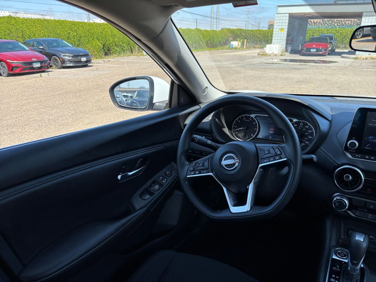 Used 2025 Nissan Sentra SV FWD image 32