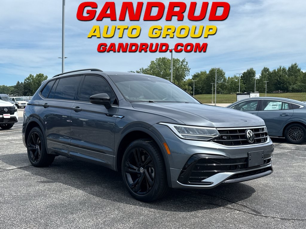 Used 2024 Volkswagen Tiguan SE R-Line w/ MDO Package, Two-Row