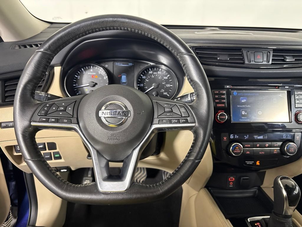Used 2017 Nissan Rogue SL FWD image 17