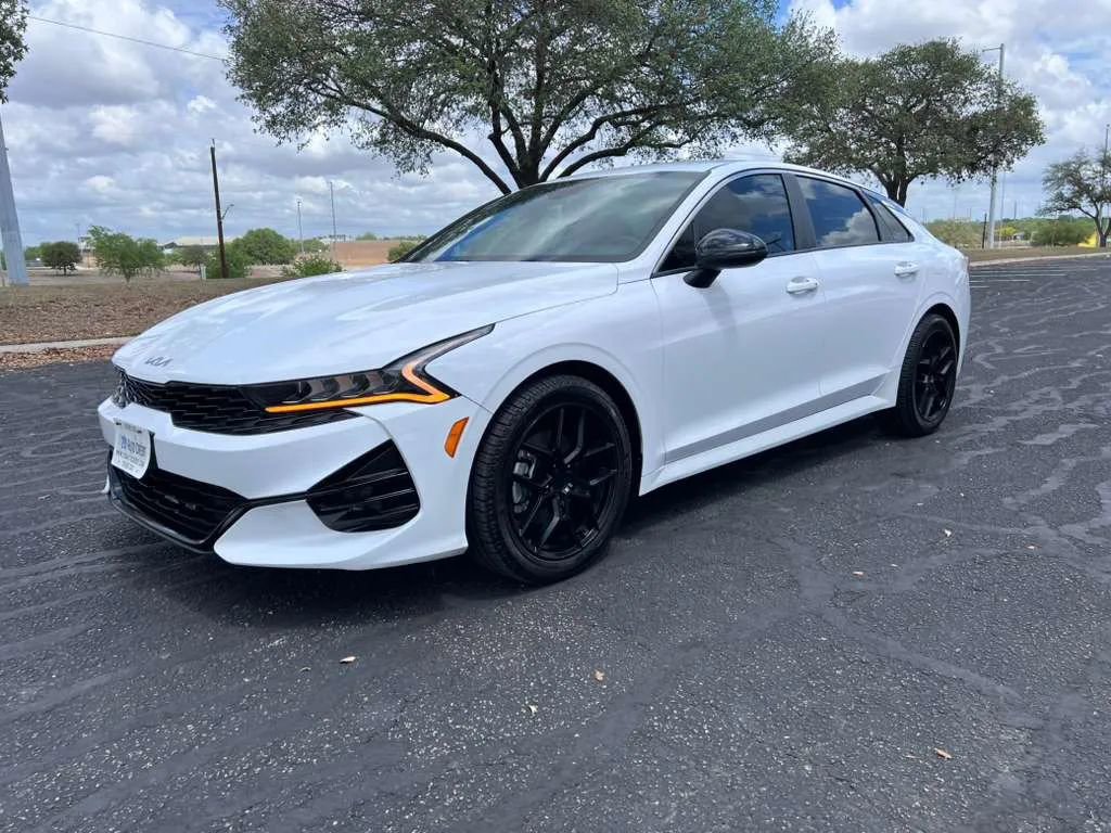 Used 2022 Kia K5 GT-Line FWD image 3