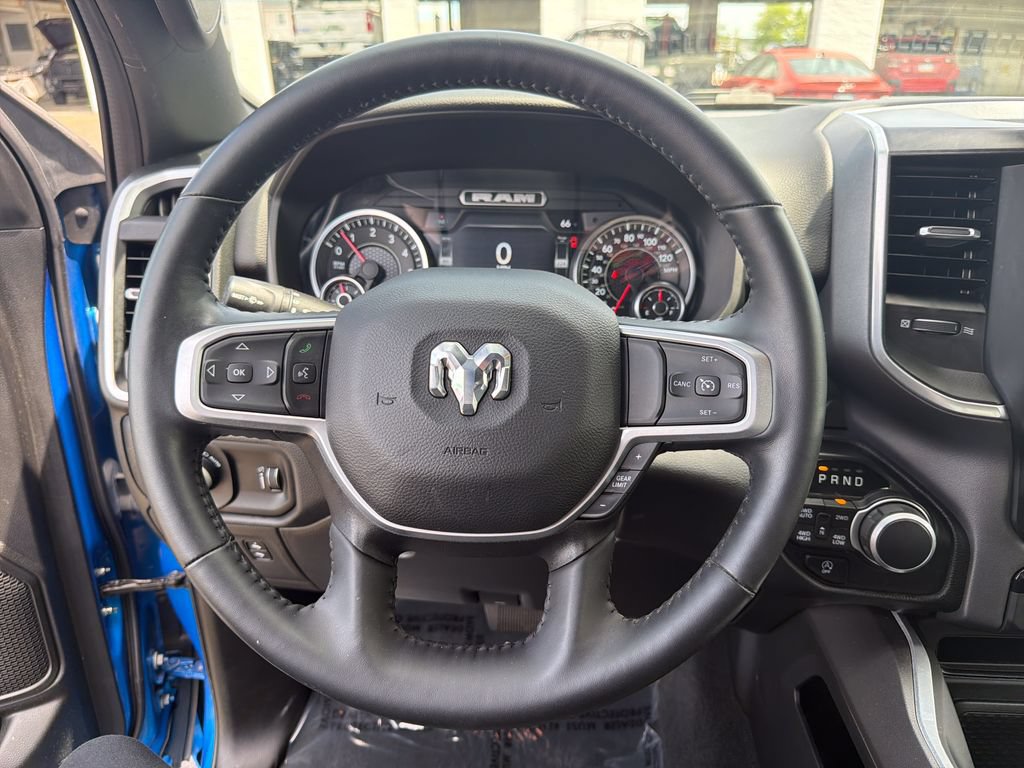 Used 2022 RAM 1500 Big Horn AWD/4WD image 23