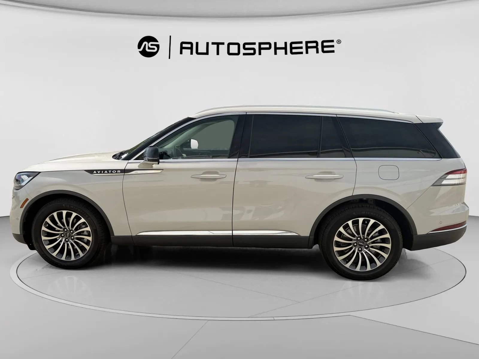 Used 2022 Lincoln Aviator Reserve w/ Elements Package Plus RWD image 5