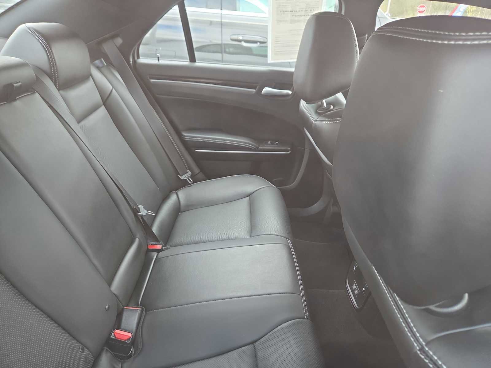 Used 2023 Chrysler 300 S w/ Comfort Group image 13