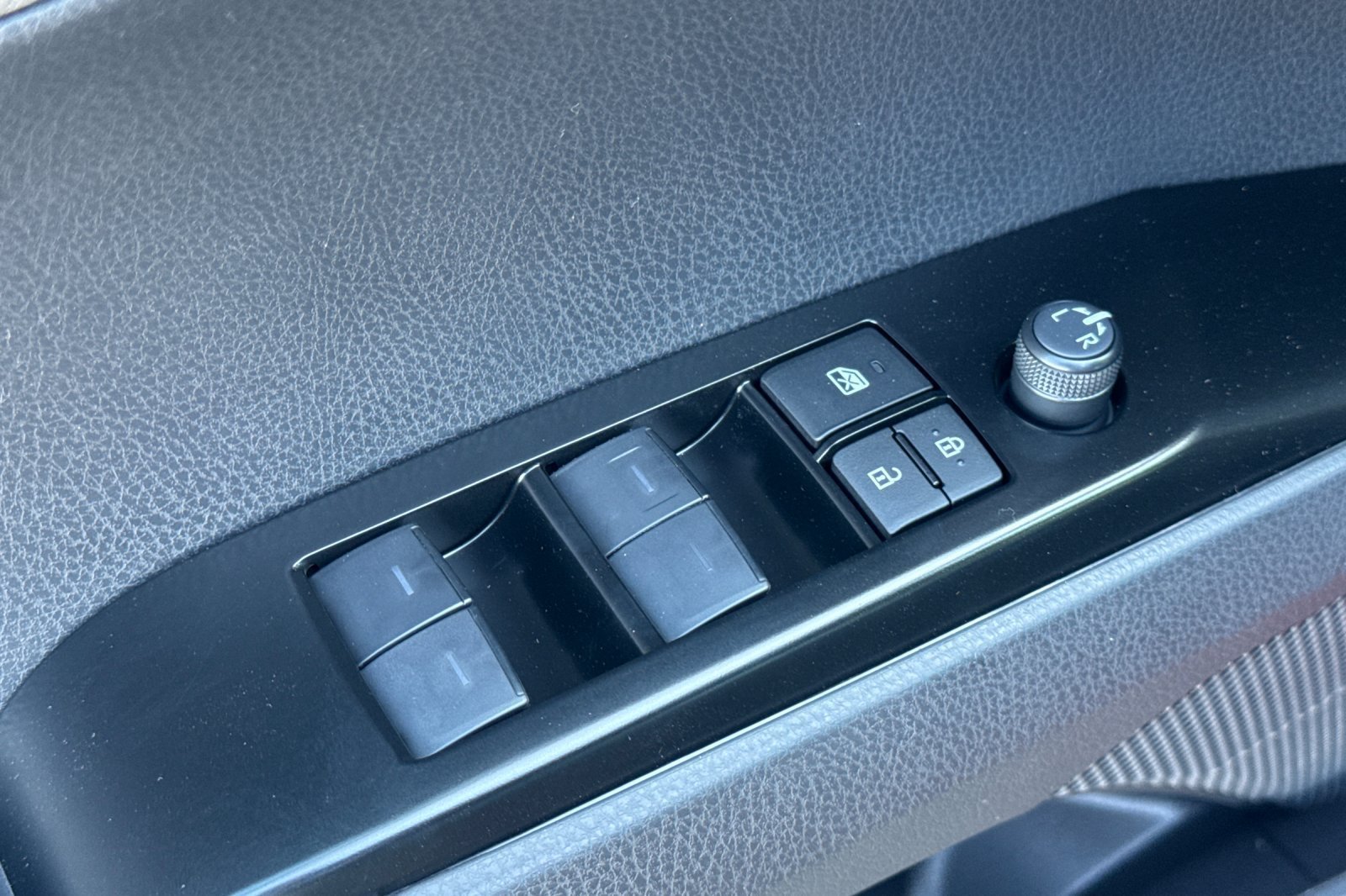 New 2026 Toyota Camry SE w/ Convenience Package FWD image 14