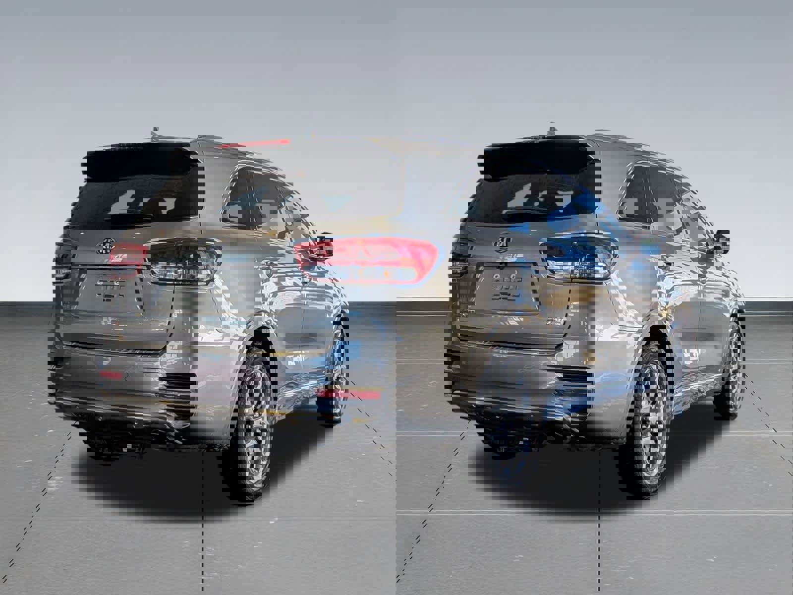 Used 2018 Kia Sorento SX image 6