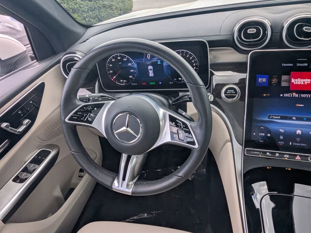 Certified 2025 Mercedes-Benz GLC 350e 4MATIC image 3