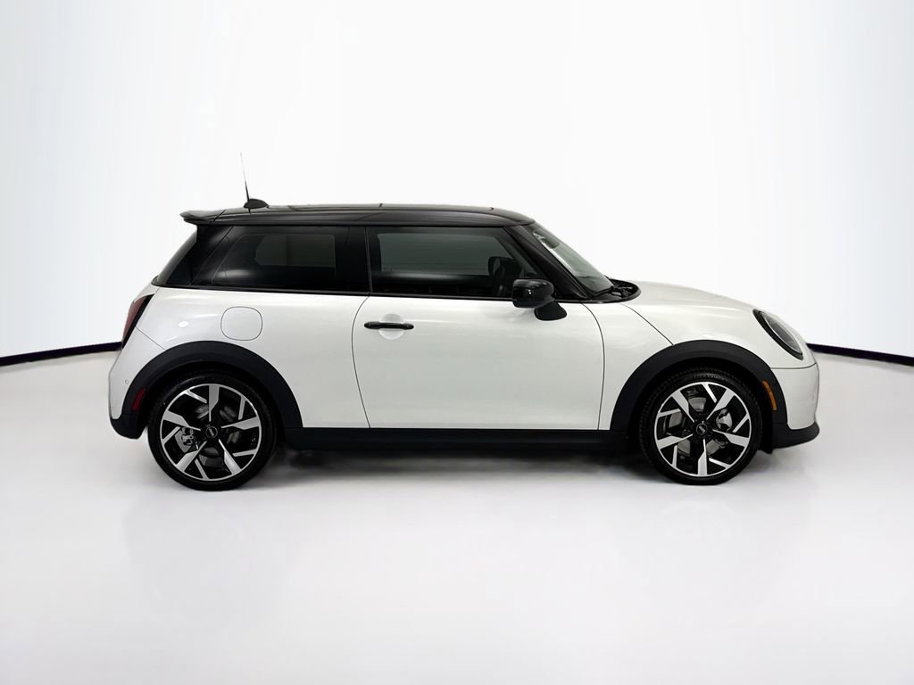 New 2026 MINI Cooper S image 4