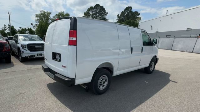 New 2026 GMC Savana 2500 RWD image 8