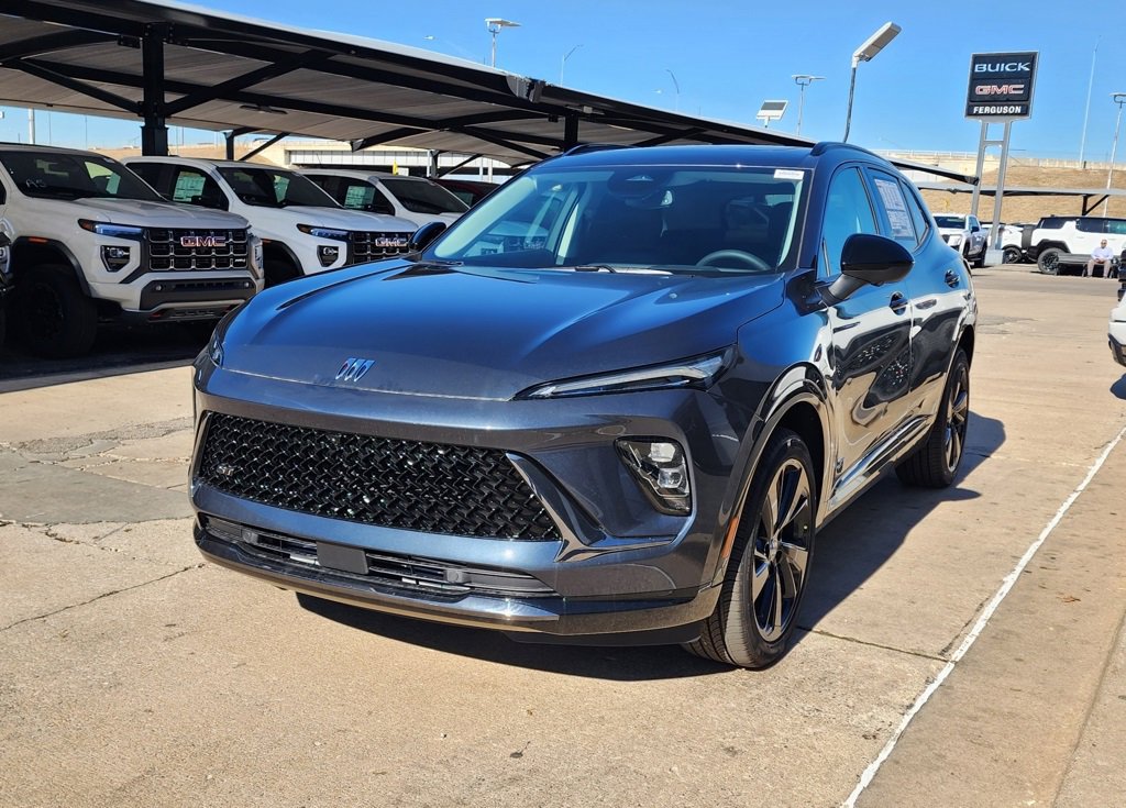 New 2026 Buick Envision Sport Touring image 8
