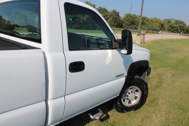 Used 2007 Chevrolet Silverado 3500 W/T w/ Skid Plate Package image 17