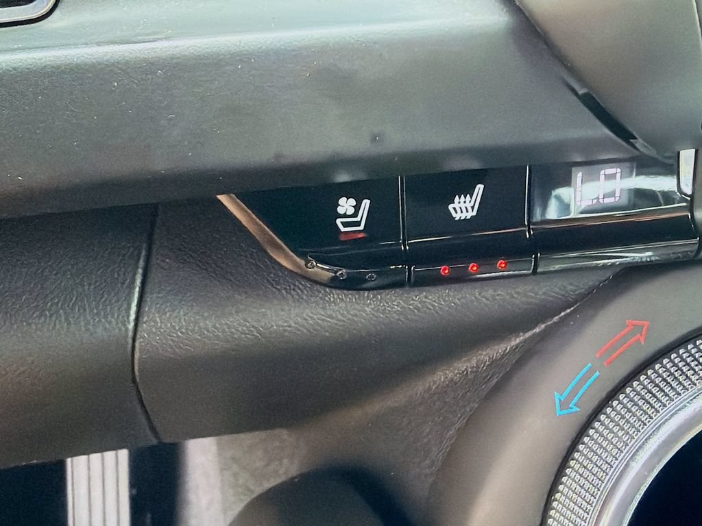 Used 2018 Chevrolet Camaro LT w/ RS Package RWD image 17