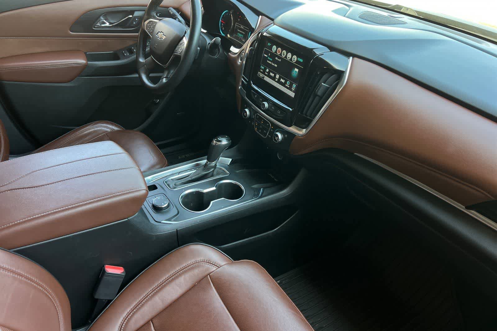 Used 2018 Chevrolet Traverse High Country AWD/4WD image 19