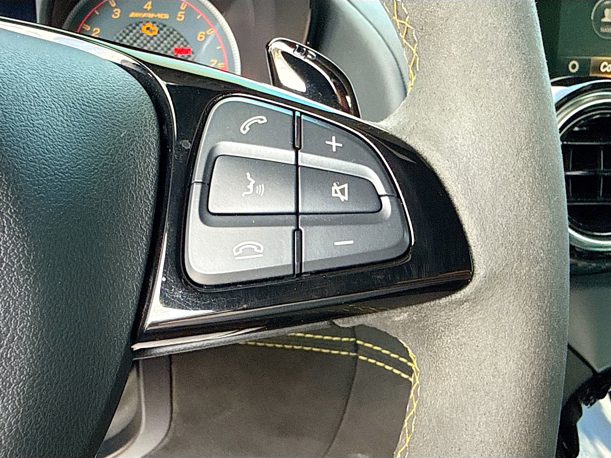 Used 2019 Mercedes-Benz AMG GT R image 34