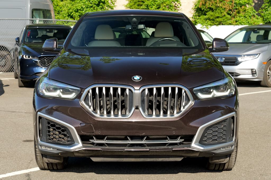 Used 2021 BMW X6 xDrive40i w/ Premium Package 2 AWD/4WD image 2