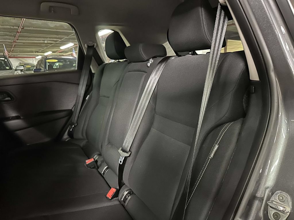 Used 2023 Nissan Rogue S AWD/4WD image 15