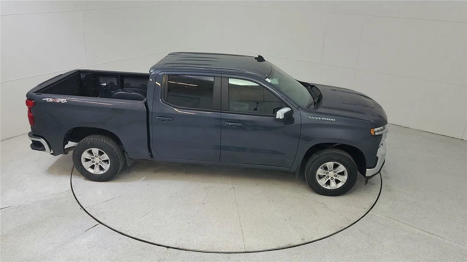 Used 2021 Chevrolet Silverado 1500 LT image 46
