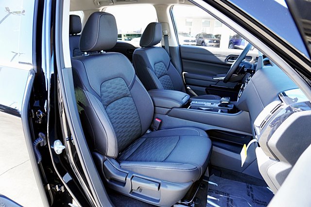 New 2026 Nissan Pathfinder SV FWD image 19