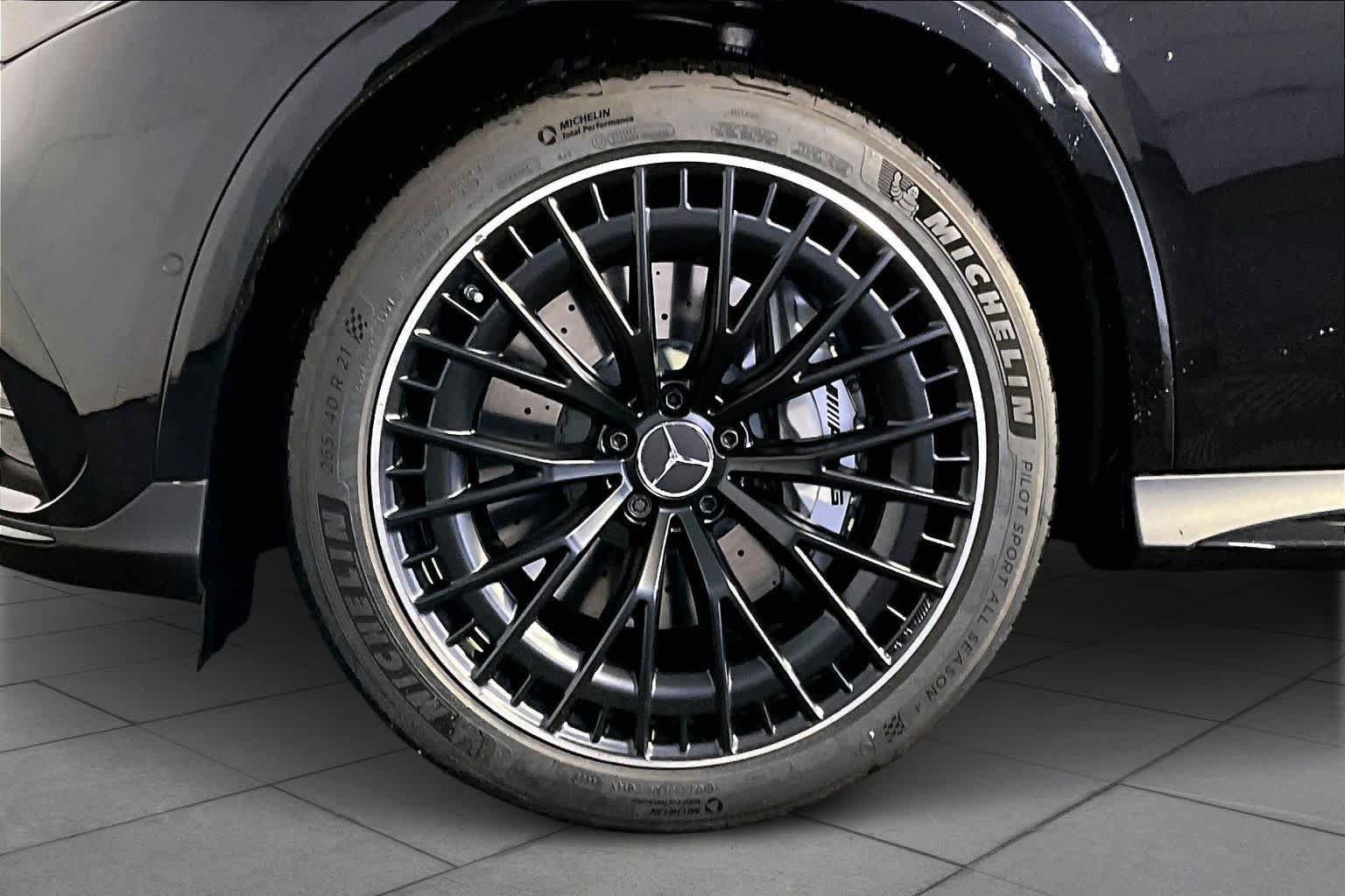 New 2026 Mercedes-Benz GLC 43 AMG 4MATIC image 17