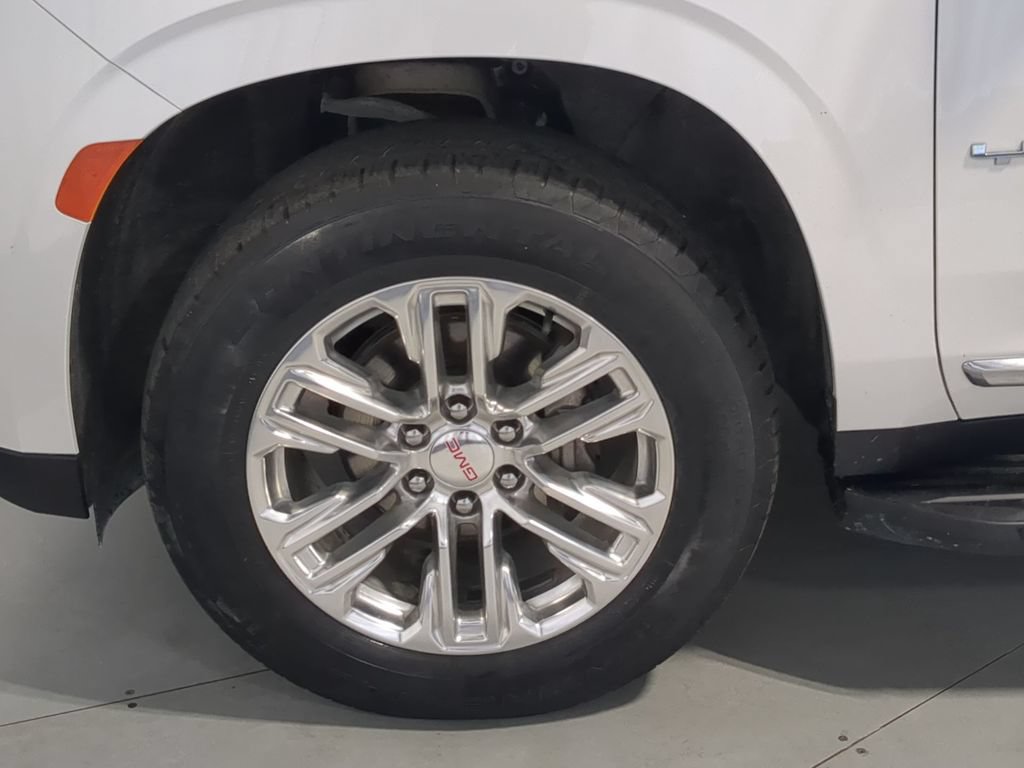 Used 2023 GMC Yukon SLT w/ SLT Premium Package AWD/4WD image 17