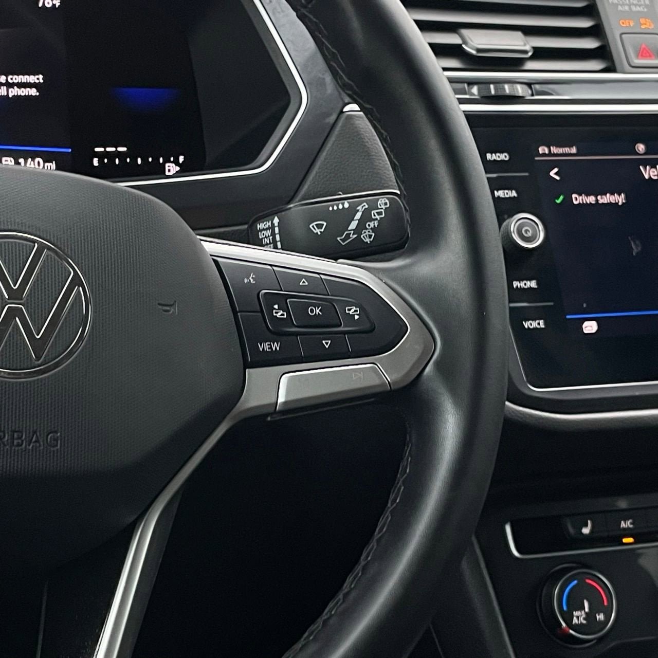 Used 2024 Volkswagen Tiguan Wolfsburg Edition AWD/4WD image 15