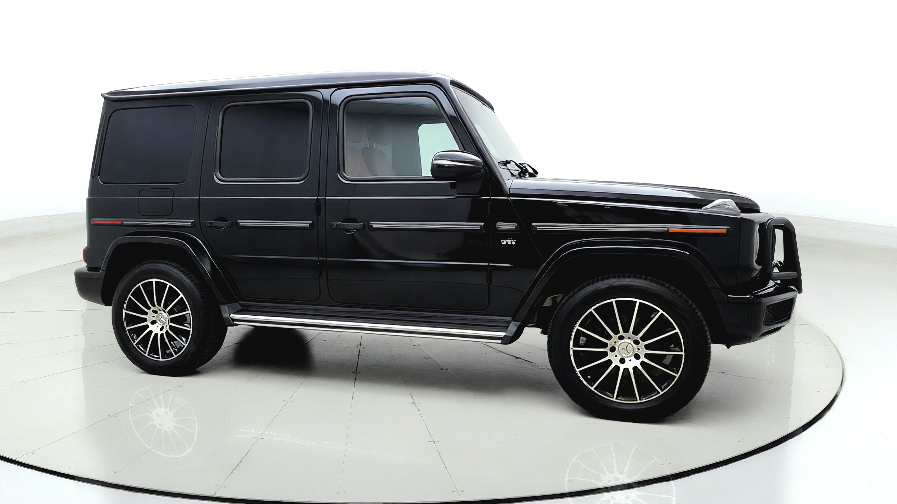Used 2022 Mercedes-Benz G 550 image 8
