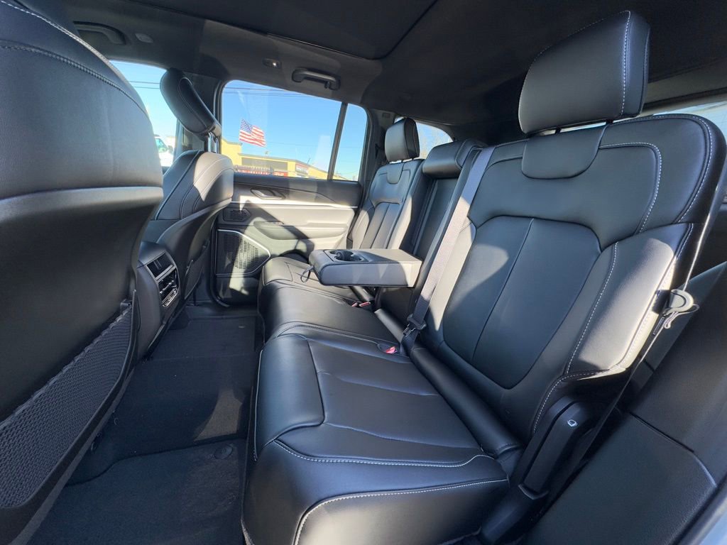 New 2026 Jeep Grand Cherokee Limited image 15