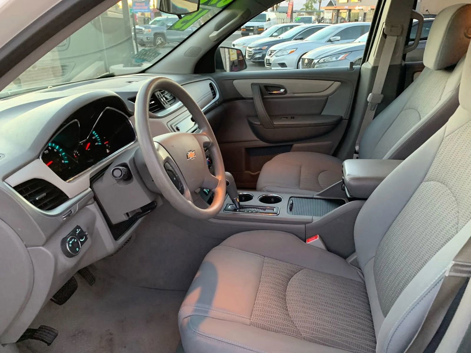 Used 2015 Chevrolet Traverse LS image 32