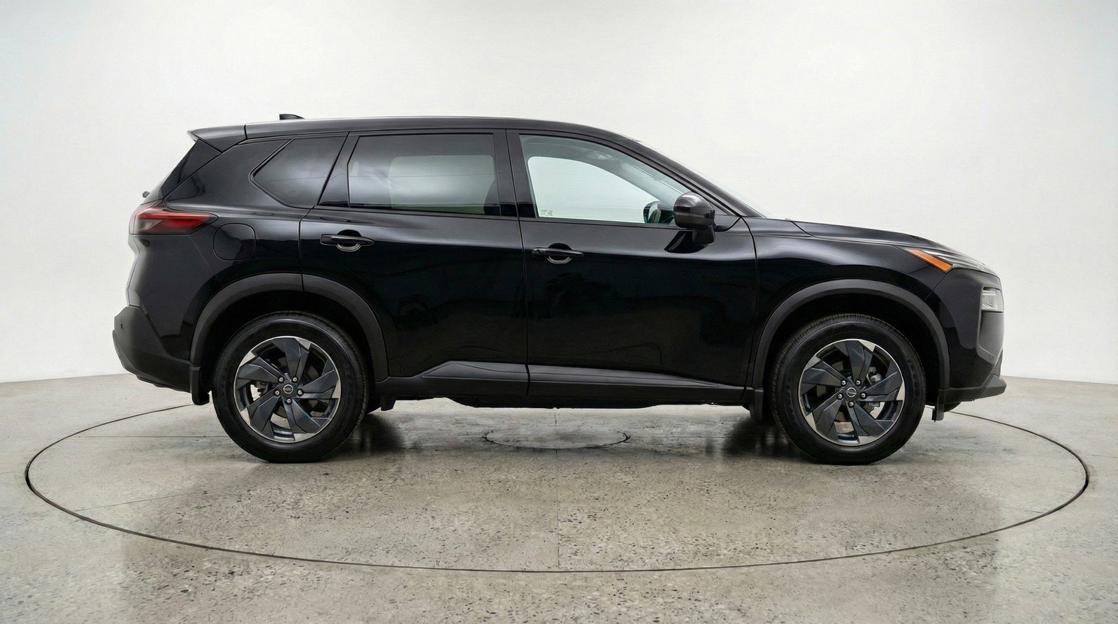 Used 2025 Nissan Rogue SV FWD image 11