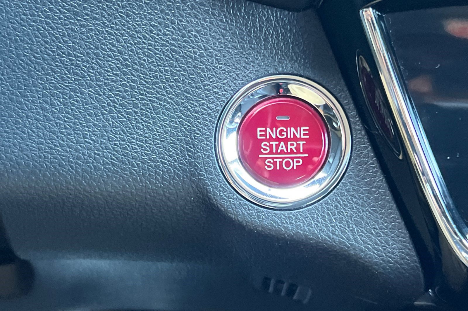 Used 2018 Honda HR-V EX image 33