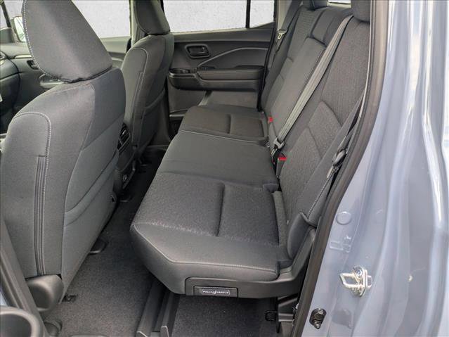 Used 2025 Honda Ridgeline Sport image 15