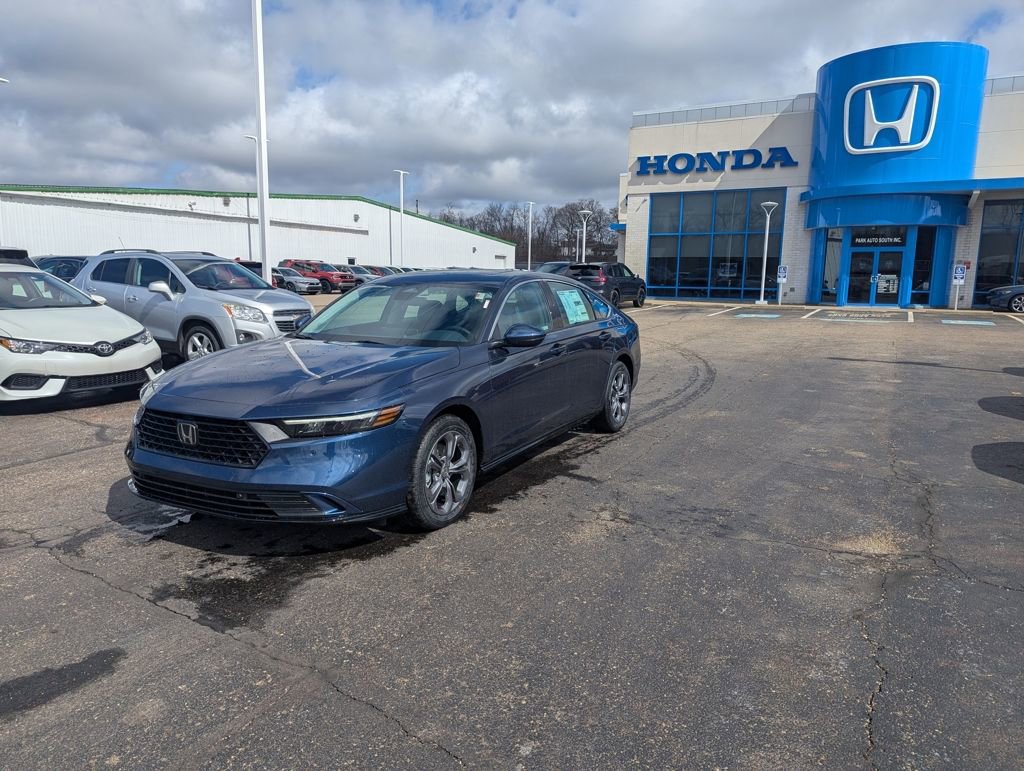 New 2026 Honda Accord EX-L image 7