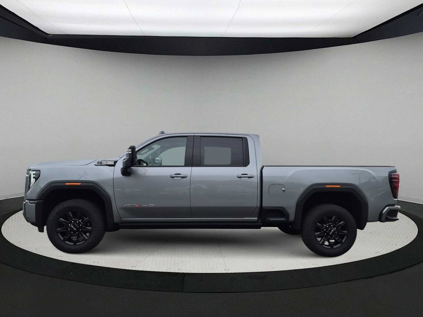 Used 2026 GMC Sierra 2500 AT4 w/ AT4 Premium Plus Package AWD/4WD image 5