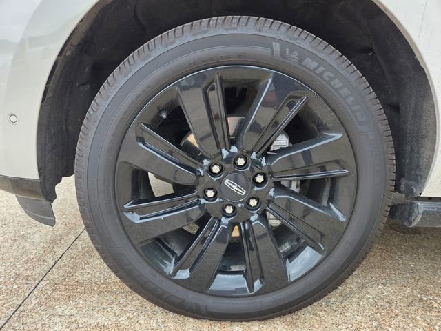 Used 2022 Lincoln Navigator L Reserve RWD image 5