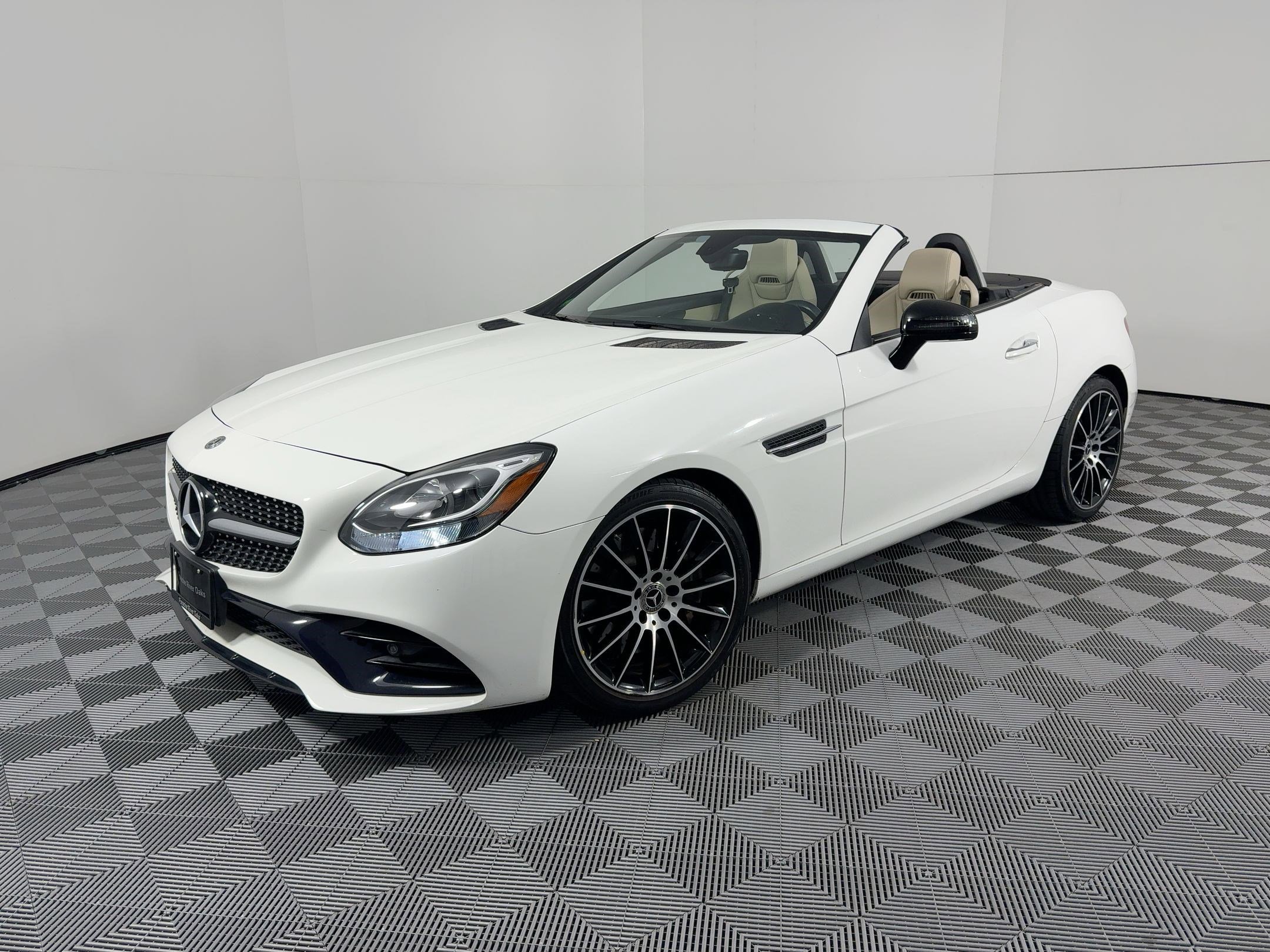 Used 2020 Mercedes-Benz SLC 300