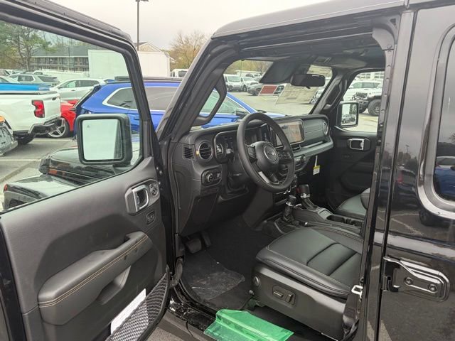 New 2026 Jeep Gladiator Sport AWD/4WD image 14