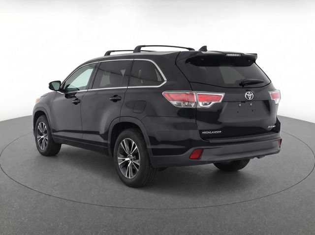 Used 2016 Toyota Highlander XLE w/ Protection Package #3 AWD/4WD image 3