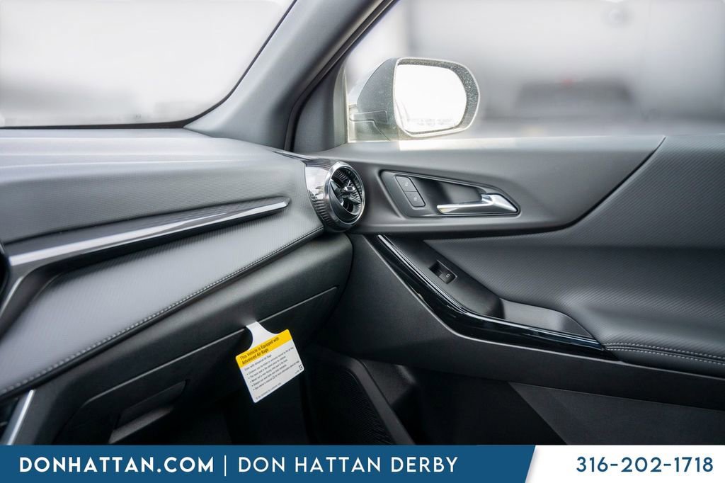 New 2026 Chevrolet Equinox LT w/ Midnight Edition image 12