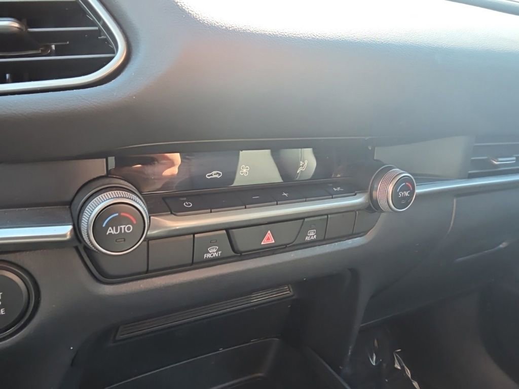 Used 2023 MAZDA CX-30 AWD 2.5 S w/ Select Package image 19