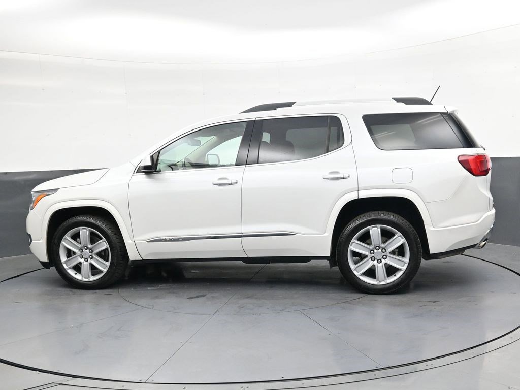 Used 2019 GMC Acadia Denali w/ Technology Package FWD image 6
