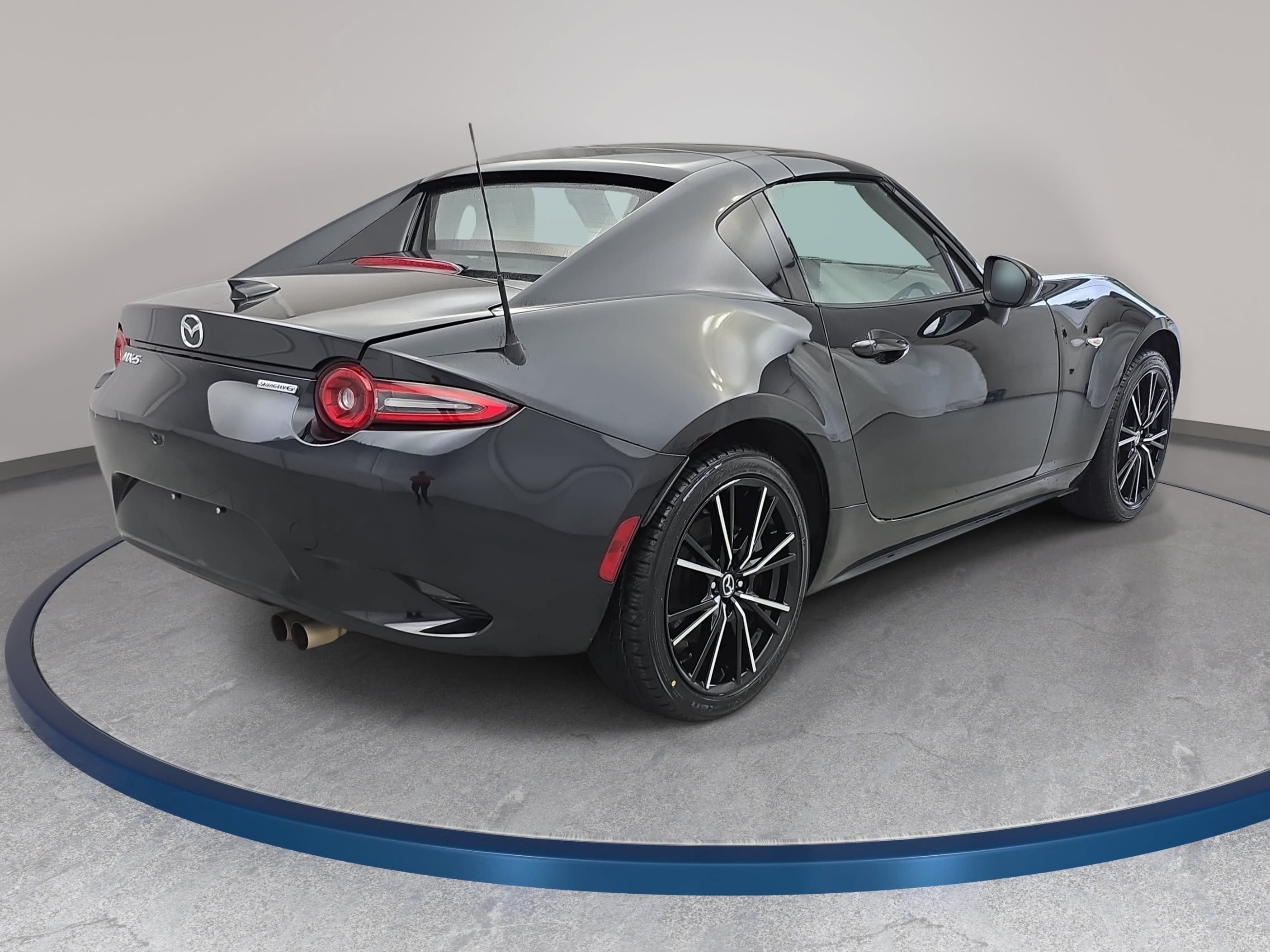 Used 2025 MAZDA MX-5 Miata RF Grand Touring RWD image 5