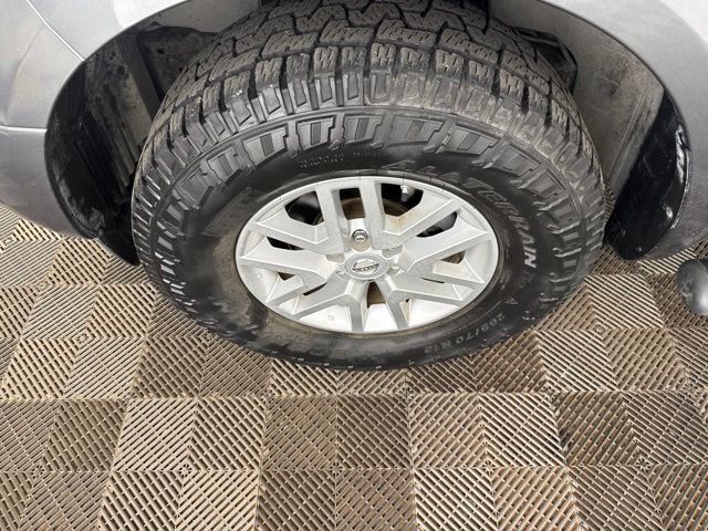 Used 2016 Nissan Frontier SV w/ SV Value Truck Package RWD image 26