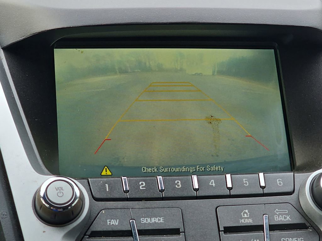 Used 2017 Chevrolet Equinox LT image 24