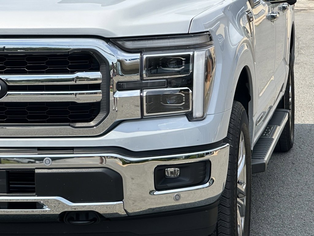 Used 2025 Ford F150 Lariat w/ Equipment Group 501A Mid image 41