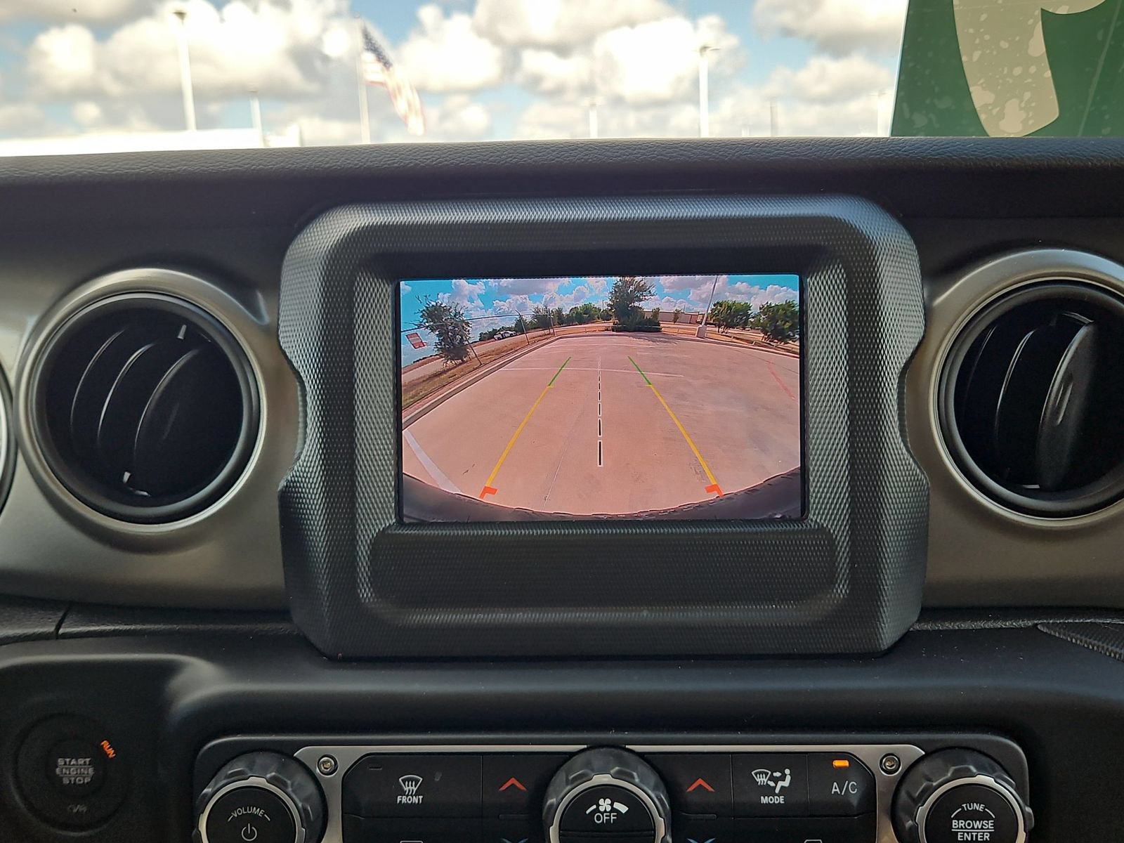 Used 2023 Jeep Wrangler Unlimited Sport AWD/4WD image 17