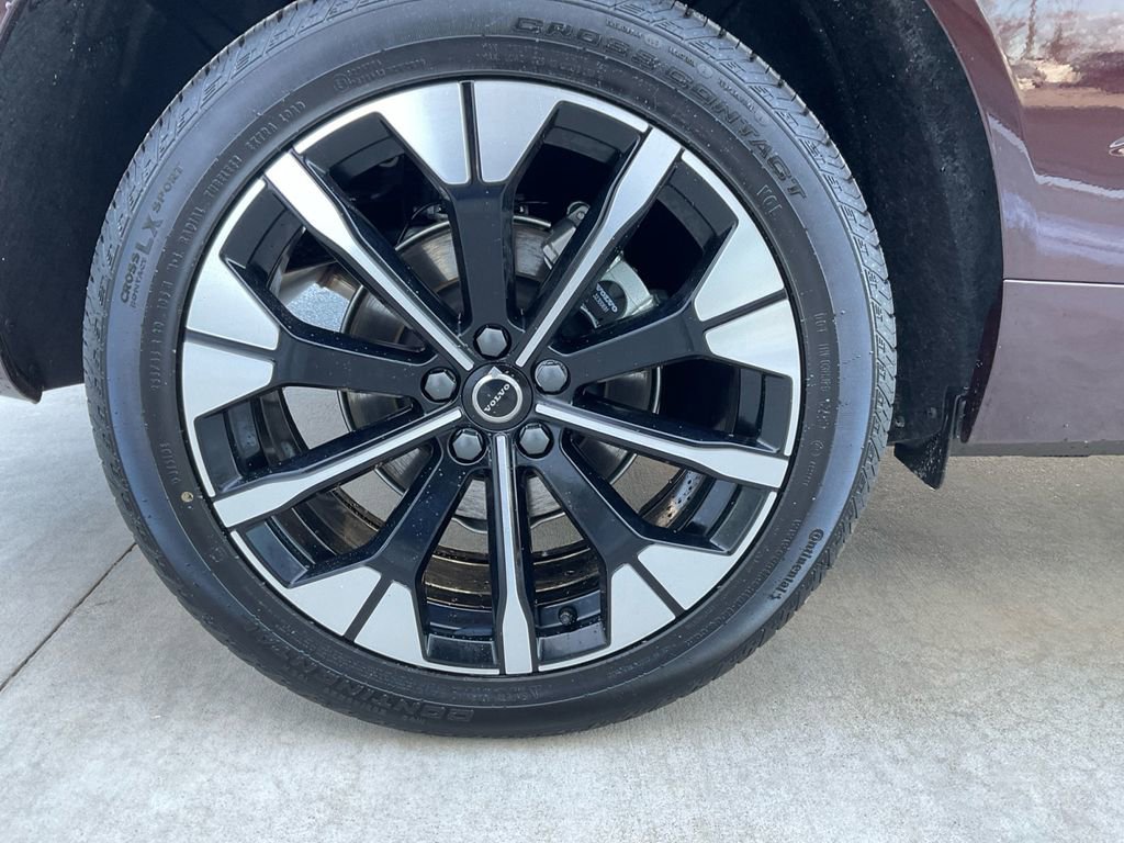 New 2026 Volvo XC60 B5 Plus w/ Protection Package Premier image 16