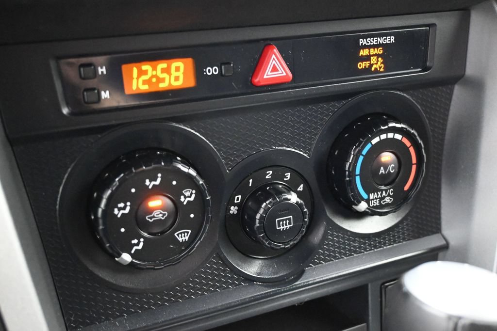 Used 2020 Toyota 86 RWD image 15