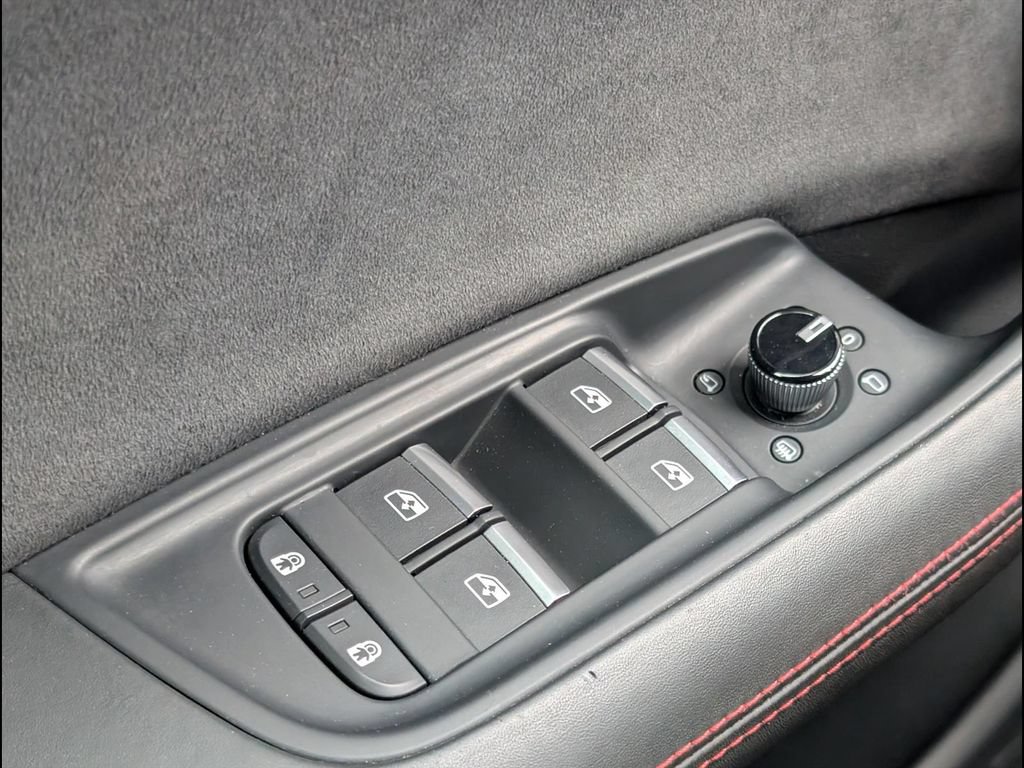 Used 2023 Audi RS Q8 w/ Black Optic Package AWD/4WD image 10
