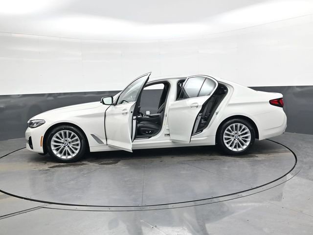 Used 2023 BMW 530i w/ Convenience Package image 39