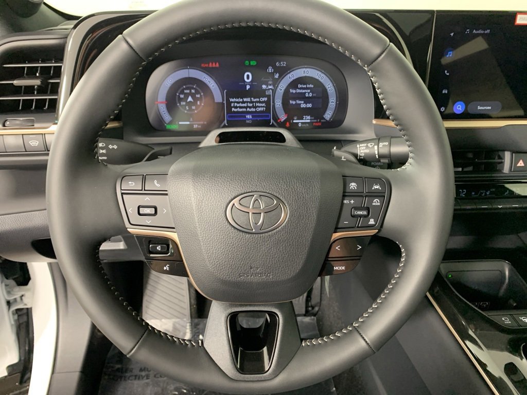 New 2026 Toyota Crown Platinum image 21