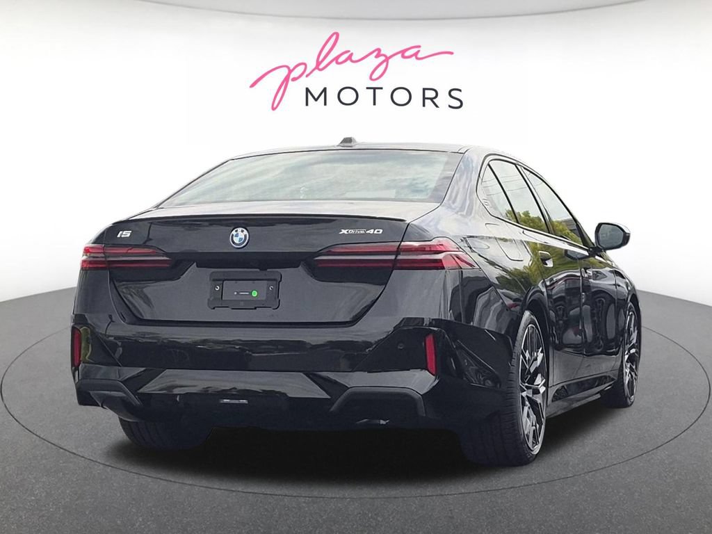 New 2027 BMW i5 xDrive40 w/ M Sport Package AWD/4WD image 5